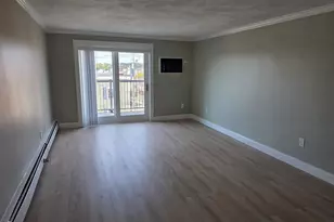 36 Crescent St, Wakefield, MA 01880 - Photo 7