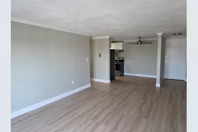 36 Crescent St #17, Wakefield, MA 01880 - Photo 5