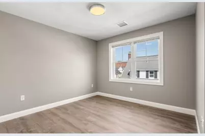 73 Union St #2, Holbrook, MA 02343 - Photo 3