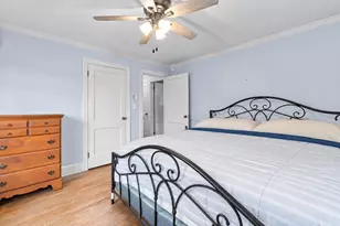 19 Nautilus St, New Bedford, MA 02744 - Photo 11