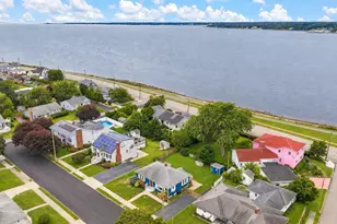 19 Nautilus St, New Bedford, MA 02744 - Photo 17