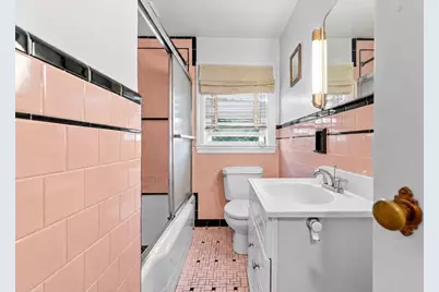 19 Nautilus St, New Bedford, MA 02744 - Photo 15