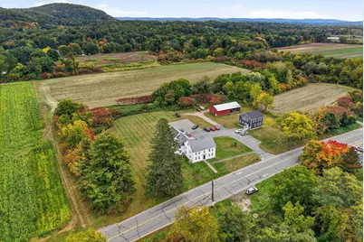 122 S Silver Ln, Sunderland, MA 01375 - Photo 7