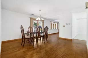 8 Oran Cir, Peabody, MA 01960 - Photo 7