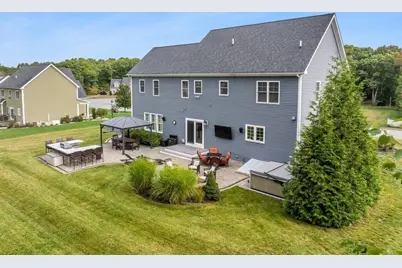 4 Oxbow Dr, Plainville, MA 02762 - Photo 7