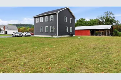 124 S Silver Lane, Sunderland, MA 01375 - Photo 3