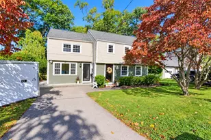 31 Governor Andrew Rd, Hingham, MA 02043 - Photo 3