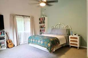 25 B Country Club Ln, Milford, MA 01757 - Photo 9