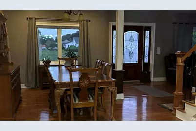 681 Mill St, Agawam, MA 01030 - Photo 9