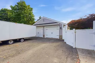 681 Mill St, Agawam, MA 01030 - Photo 5