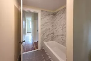 20 Chilcott Pl, Boston, MA 02130 - Photo 9