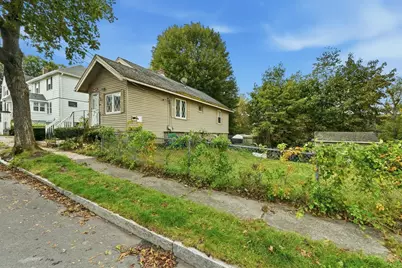 10 Mildred Ave, Worcester, MA 01603 - Photo 25