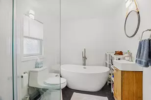 11 Sharon St, Medford, MA 02155 - Photo 15