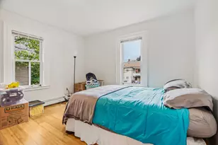 11 Sharon St, Medford, MA 02155 - Photo 19