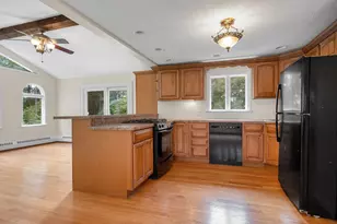 35 Fox Hill Rd, Billerica, MA 01821 - Photo 7