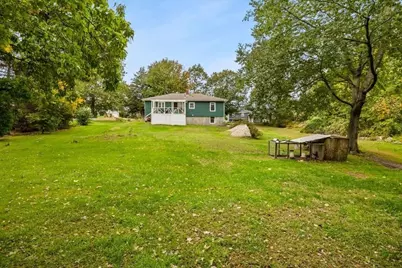 1189 Bark St, Swansea, MA 02777 - Photo 3