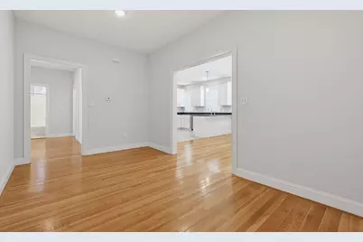 91 Verndale St, Brookline, MA 02446 - Photo 13