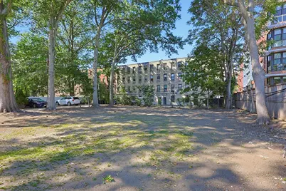 91 Verndale St, Brookline, MA 02446 - Photo 39