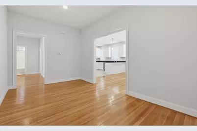 91 Verndale St, Brookline, MA 02446 - Photo 13