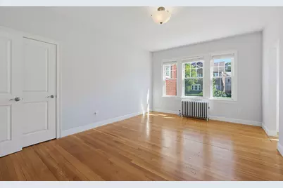 91 Verndale St, Brookline, MA 02446 - Photo 21