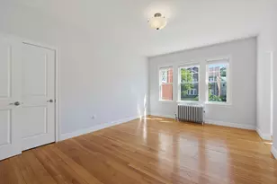 91 Verndale St, Brookline, MA 02446 - Photo 21