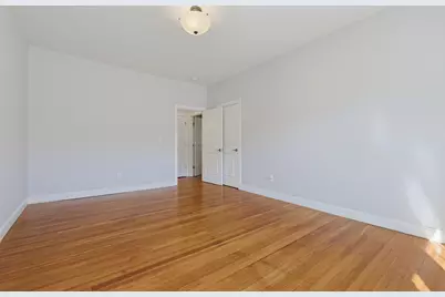 91 Verndale St, Brookline, MA 02446 - Photo 23
