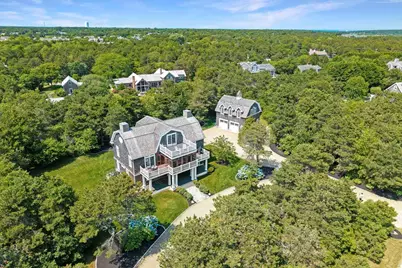 8 Beach Plum Mdws, Edgartown, MA 02539 - Photo 1