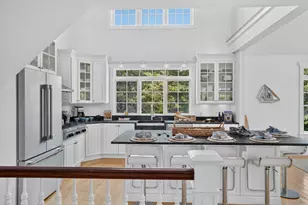 8 Beach Plum Mdws, Edgartown, MA 02539 - Photo 13