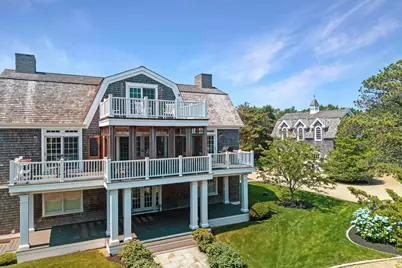 8 Beach Plum Mdws, Edgartown, MA 02539 - Photo 3