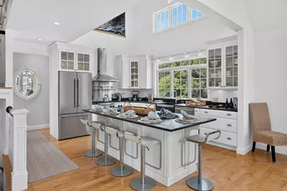 8 Beach Plum Mdws, Edgartown, MA 02539 - Photo 11