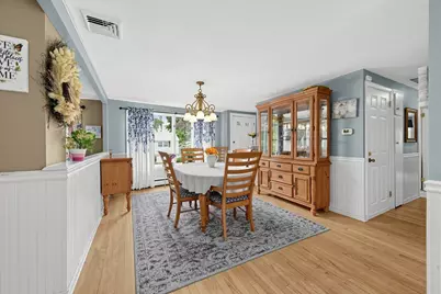 14 Laurel St, Taunton, MA 02780 - Photo 7