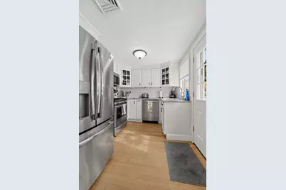14 Laurel St, Taunton, MA 02780 - Photo 3