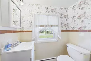 23 Jameson St, Fairhaven, MA 02719 - Photo 33