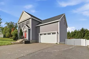 97 Sawtelle Rd, Leominster, MA 01453 - Photo 3