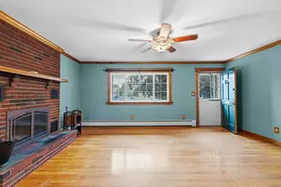 15 Plante St, New Bedford, MA 02745 - Photo 5