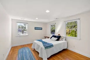 64 Randolph St, Falmouth, MA 02536 - Photo 27