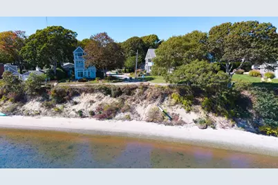 64 Randolph St, Falmouth, MA 02536 - Photo 35