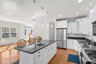 64 Randolph St, Falmouth, MA 02536 - Photo 5
