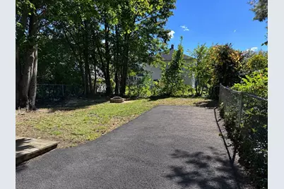 7 Myers St, Uxbridge, MA 01569 - Photo 3