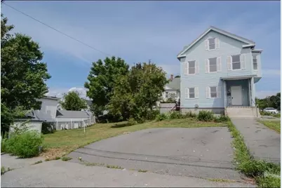 102 3rd St #2, Lowell, MA 01850 - Photo 11