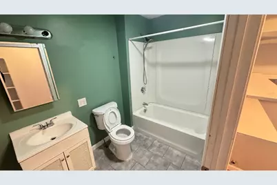 102 3rd St #2, Lowell, MA 01850 - Photo 5