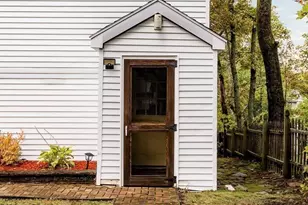 12 Butler St, Medford, MA 02155 - Photo 37