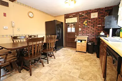 15 Lewis Lane, Saugus, MA 01906 - Photo 5