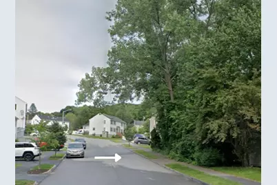 19 Vincent Cir, Worcester, MA 01604 - Photo 3
