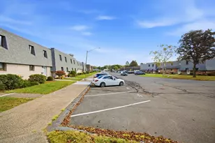 220 Beekman Dr, Agawam, MA 01001 - Photo 3