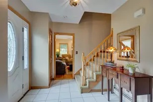 8 Otter Pond Rd, Lynnfield, MA 01940 - Photo 5