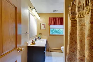8 Otter Pond Rd, Lynnfield, MA 01940 - Photo 25