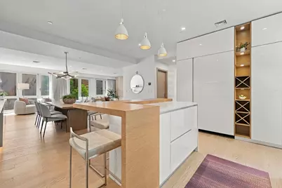 291 Tappan St #291, Brookline, MA 02445 - Photo 9