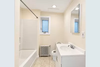25 Home St, Beverly, MA 01915 - Photo 11