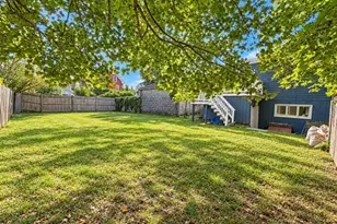 25 Home St, Beverly, MA 01915 - Photo 5